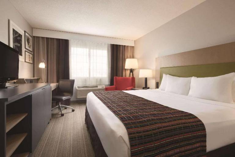 Country Inn & Suites by Radisson, Grand Rapids, MN — photo 5