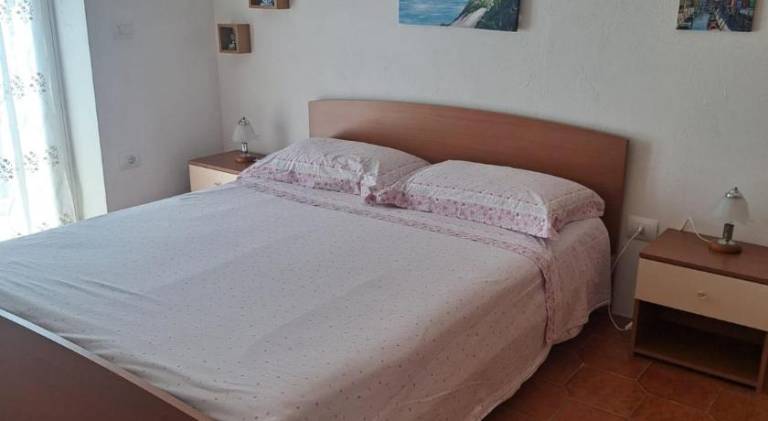 Apartment with terrace — photo 2