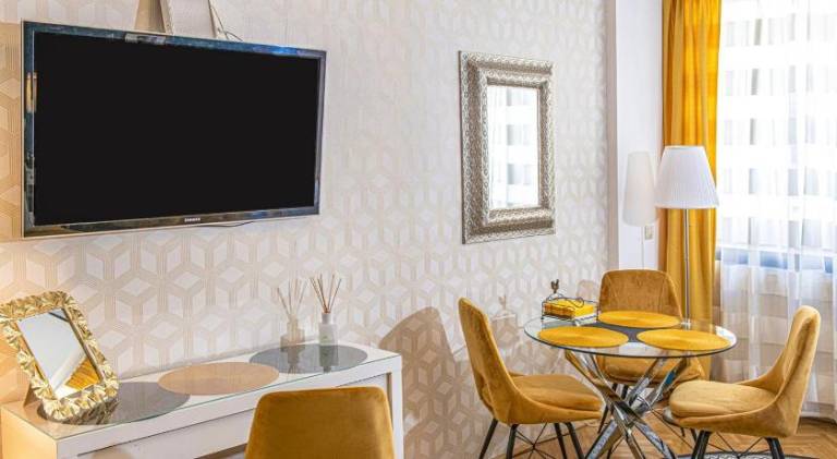 Big rental apartment | Near Buda Castle | Suitable for remote work | Pets allowed — photo 4