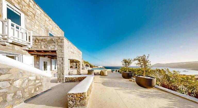 Fully equipped villa with yard, private pool & terrace | Next to the beach | Pets are welcome — photo 4