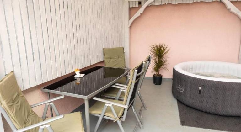 Rhon & Relax Zur Schustermuhle - Whirlpool — photo 2