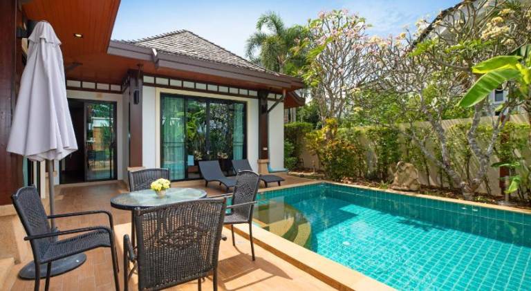 Villa with pool in Rawai