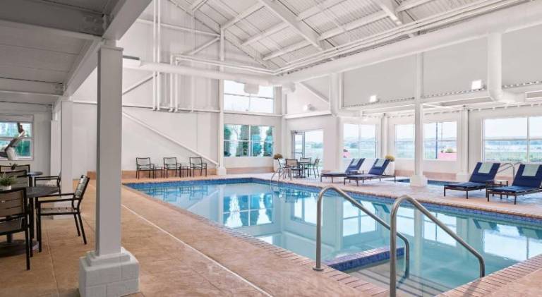 Delta Hotels Milwaukee Northwest