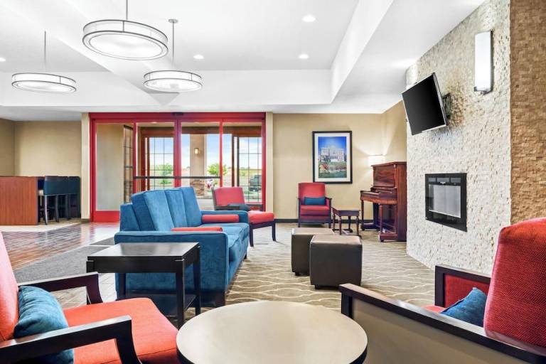 Heartland Inn and Suites — photo 2