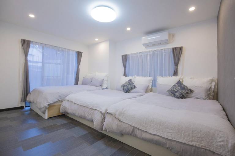 Apartment 17