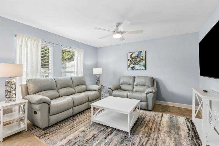 Condo with pool in Fernandina Beach, FL
