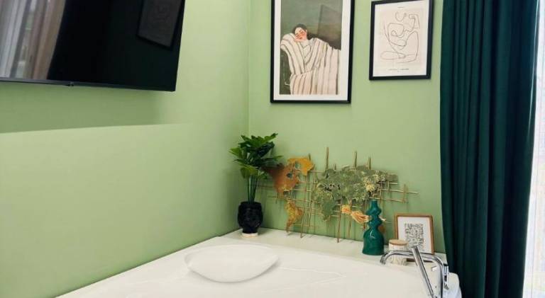 Beautiful rental apartment with hot tub | Dogs allowed — photo 4