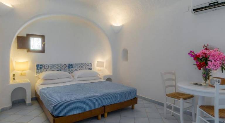 I Dammusi di Borgo Cala Creta — photo 2