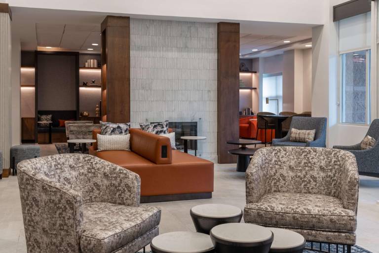 Hilton Garden Inn Arlington/Courthouse Plaza — photo 3