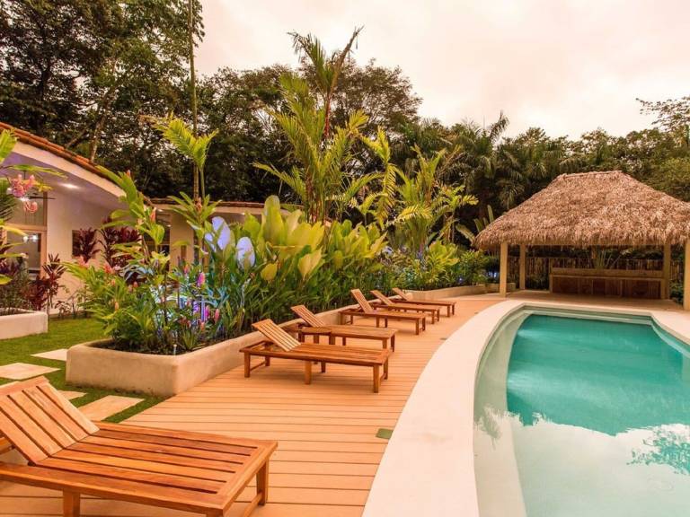 Villa  Manuel Antonio