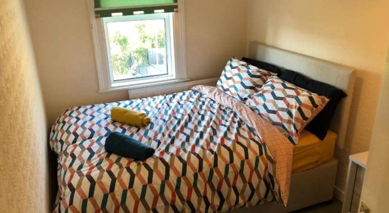 Vacation home with 4 rooms for 10 persons in Bath