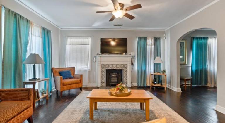 Vacation home with 1 room for 12 persons in Montgomery