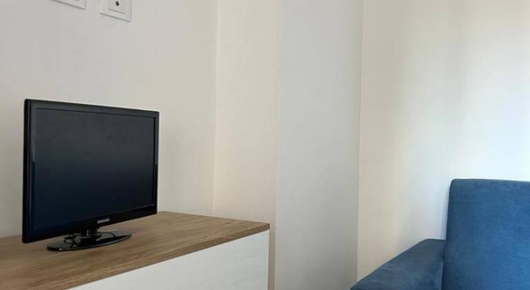 Fully equipped wonderful rental apartment with terrace | Good for workation | Pet-friendly in Carrara