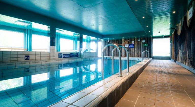 Serviced apartment with pool, terrace & sauna — photo 4