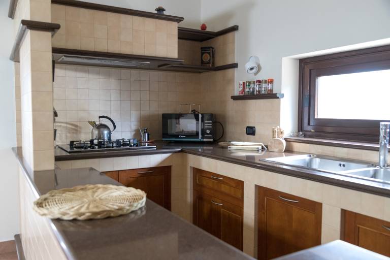 Fully equipped lovely villa with hot tub, sauna & private pool | Dogs allowed — photo 3