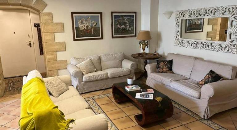 Rental apartment with 2 rooms for 7 persons in Bari
