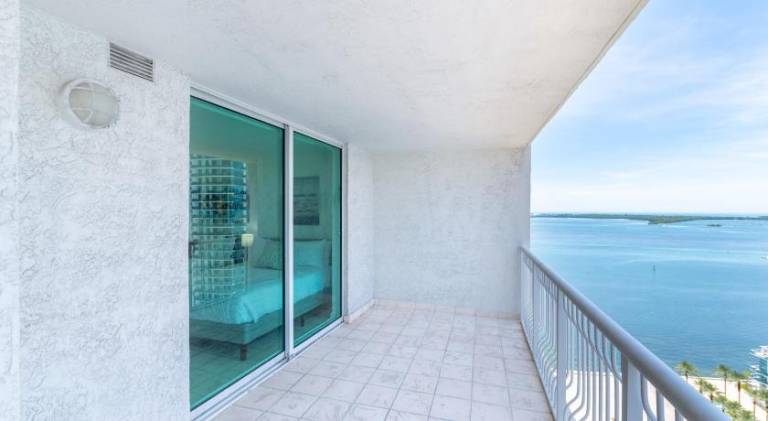 Holiday apartment with pool & hot tub | Pet-friendly — photo 4