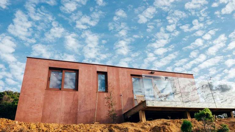 Inspiring Tiny House Rental with Breathtaking Ocean Views for Glamping near Lisbon — photo 2