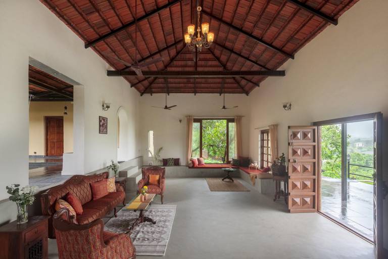 Villa with private pool, terrace & yard — photo 4