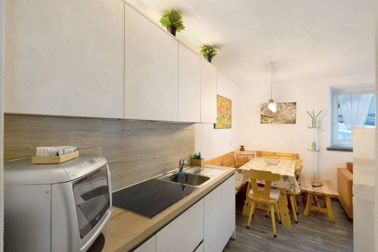 Fully equipped pleasant apartment with terrace & fast internet | Mountain view | Close to the ski | Pet-friendly — photo 5