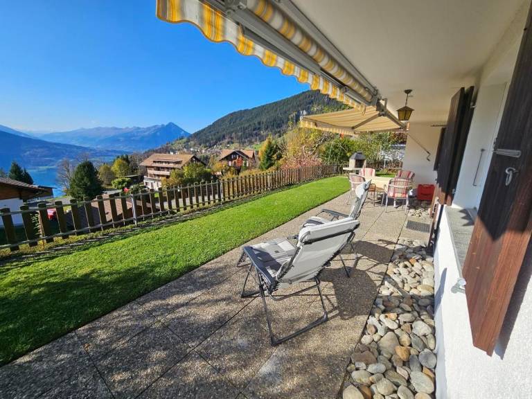 Chalet Friedheim mit grossem Garten