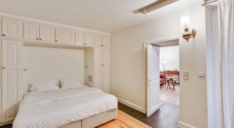 Beautiful apartment | Close to Louvre | Suitable for remote work | Pets allowed — photo 2