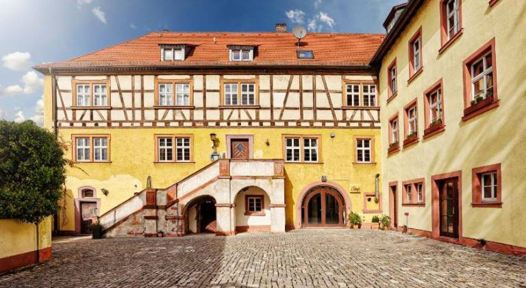 Homie hotel wiener botschaft in Würzburg