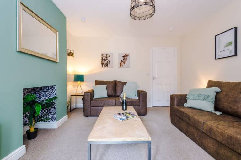 Children-friendly wonderful apartment with yard | Pets allowed — photo 2