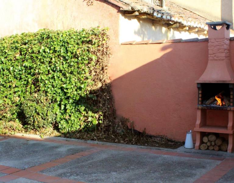 Family-oriented vacation home with garden, terrace & BBQ | Good for workation | Pets allowed — photo 2