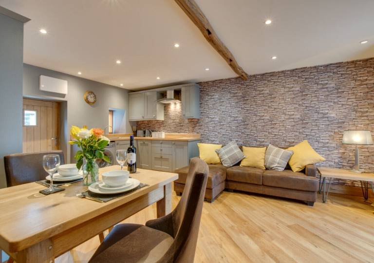House  Bala