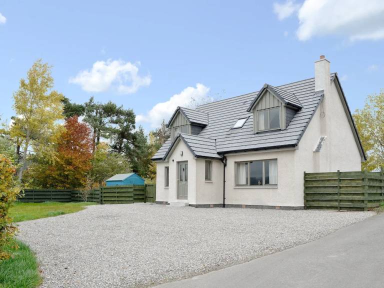 House Tomintoul