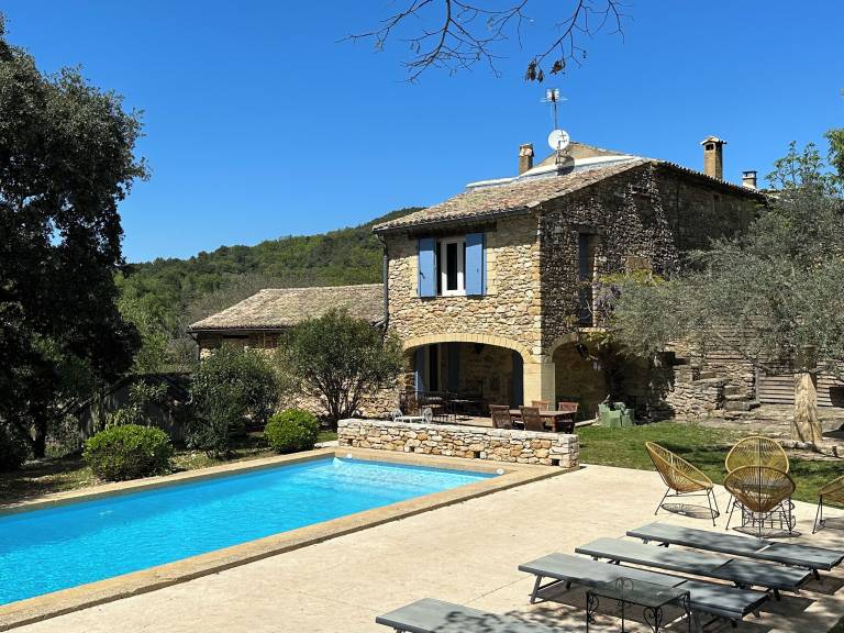 Longère La Roque-sur-Cèze