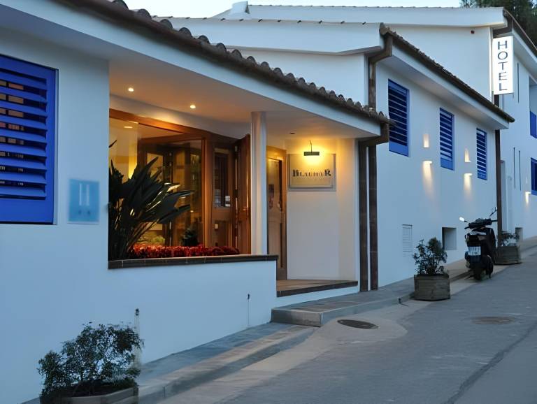 Hotel Blaumar Cadaques by Fimedhotels in Cadaqués