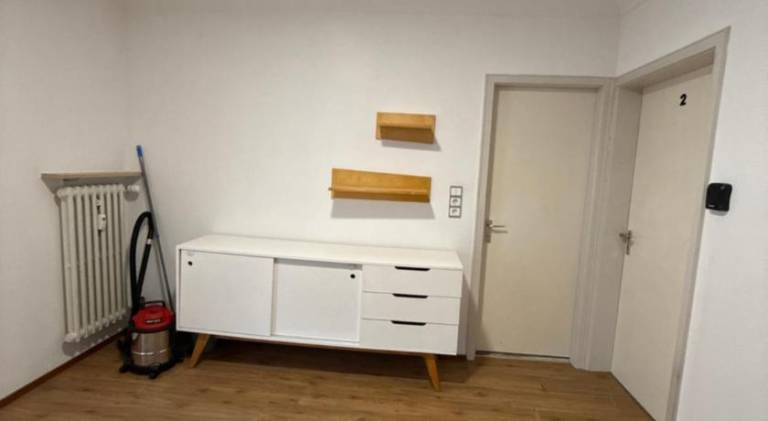 ALL IN APARTMENTS 2141OG 4 Schlafzimmer mit Terrasse, Kuche, Bad, Wurzburg, Versbach — photo 5
