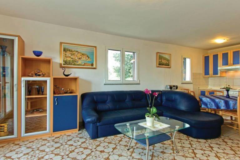 Vacation home with yard, grill & terrace | Sea view in Moscenicka Draga