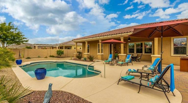 House with pool | Good for workation in Goodyear, AZ