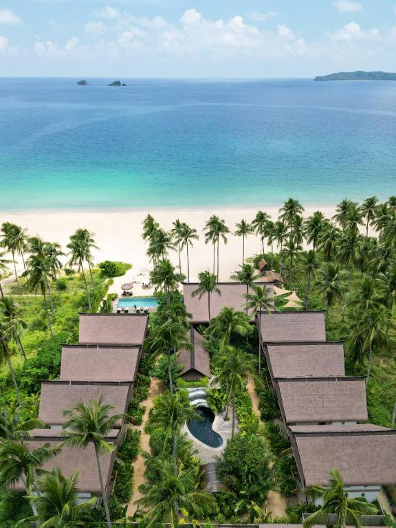 ANGKLA Beach Club & Boutique Resort in El Nido