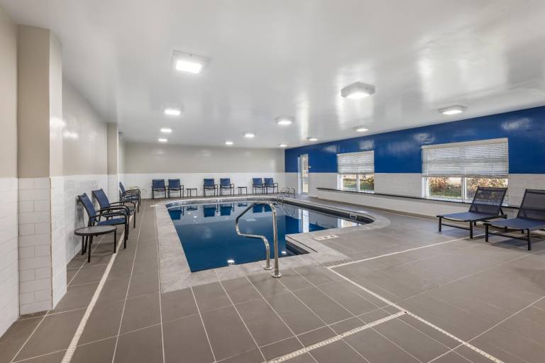 Country Inn & Suites by Radisson, Bolingbrook - Romeoville, I-55 — photo 3