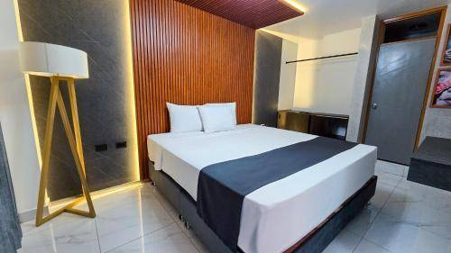Yours Hotel Lifestyle — photo 2