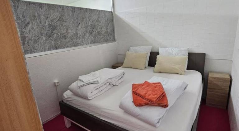 Holiday apartment with 3 rooms for 8 persons — photo 2