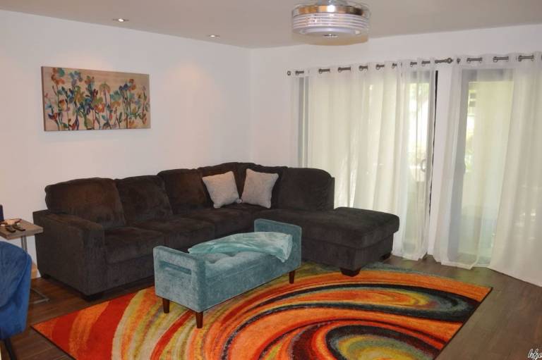2BD Ground Floor Condo in Gated Gardens Pool Spa — photo 4