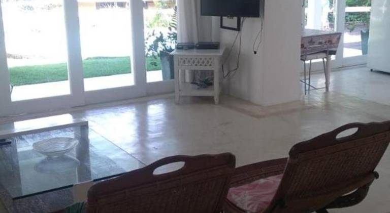 House with pool | Close to the beach | Pets are welcome — photo 3