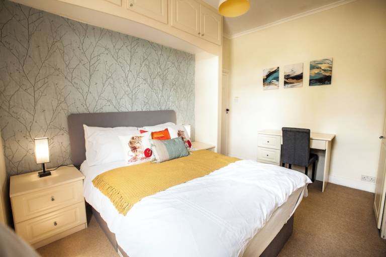 Apartment Thames Ditton