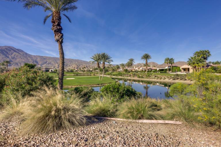 5,300-Sq-Ft Gem w/ Golf Course Views in La Quinta — photo 2