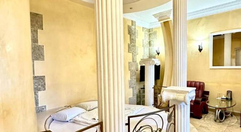 NEW BELLA HOTEL — photo 3