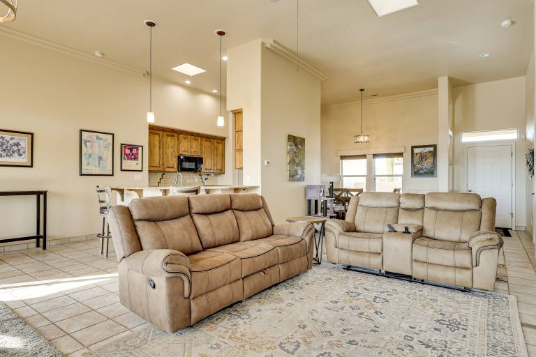 Golf, Hike & Stargaze: Quiet Home in Las Cruces — photo 5