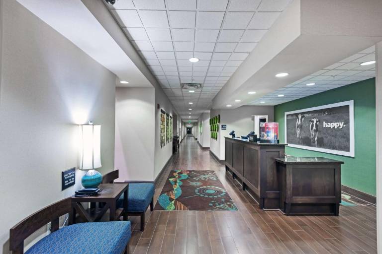 Hampton Inn & Suites Shreveport/Bossier City at Airline Drive — photo 3
