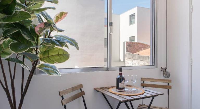 Host Wise - Comfortable Stunning Flats - City Center — photo 4