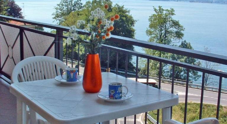 Serviced apartment with garden & terrace — photo 2