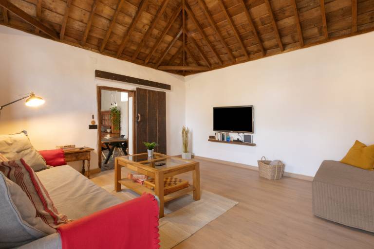 Holiday Home 'Casa Canaria Finca Real' with Private Garden, Balcony & Wi-Fi — photo 3